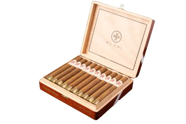Crowned Heads Mil Dias Corona Gorda - Box of 20 Cigars